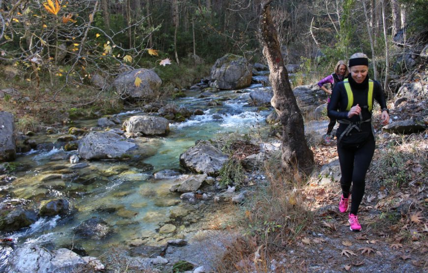 Trekking στον Όλυμπο στο φαράγγι του Ενιπέα του Αγ.Πνεύματος