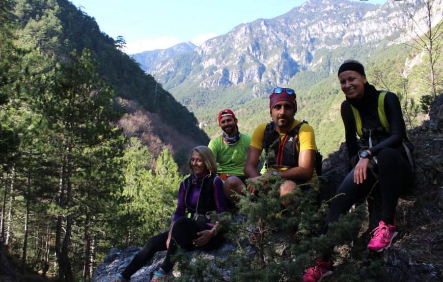 Trekking στον Όλυμπο στο φαράγγι του Ενιπέα του Αγ.Πνεύματος