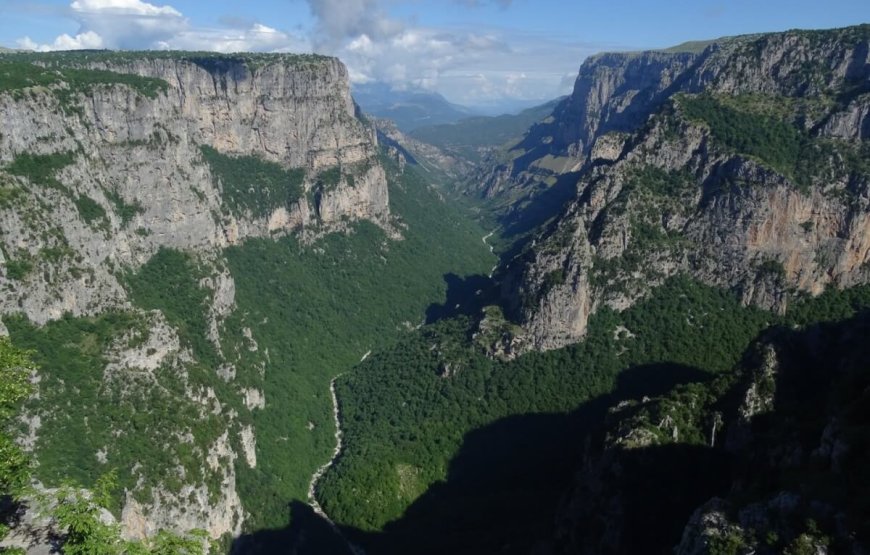 Free Inn Zagori – Λίμνη Αρβανίτα – Καταρράκτες Μπάλτα Ντι Στρίγκα – Μπελόη – Βραδέτο